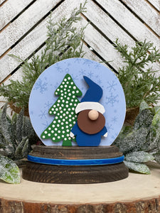 Gnome snow globe